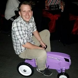 Meet your Posher, Aaron